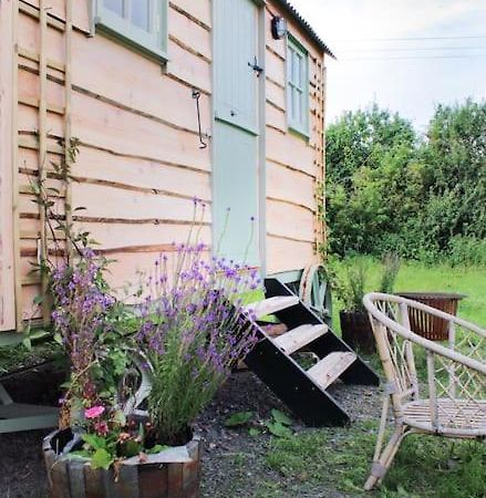 The Shepherds Hut Шрусбери Экстерьер фото