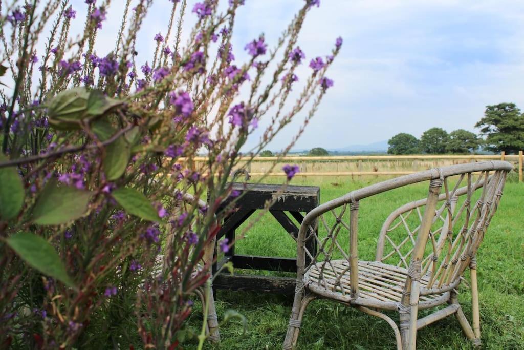 The Shepherds Hut Шрусбери Экстерьер фото